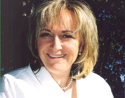 Barbara Arnold Leader, Manager Photo