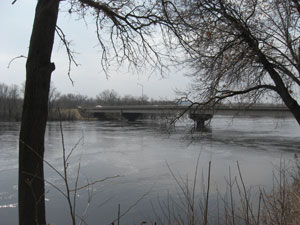 Chippewa River Cresting on April 10, 2011